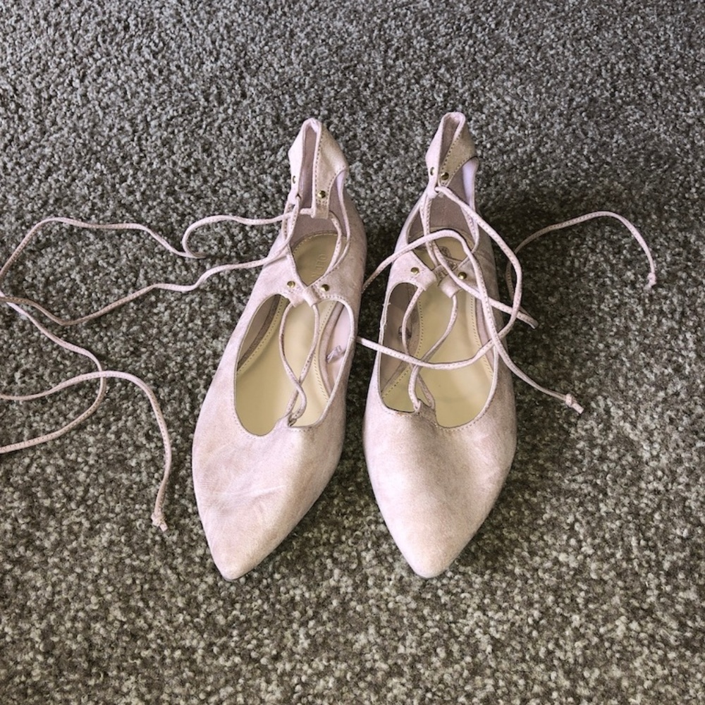 lace up flats